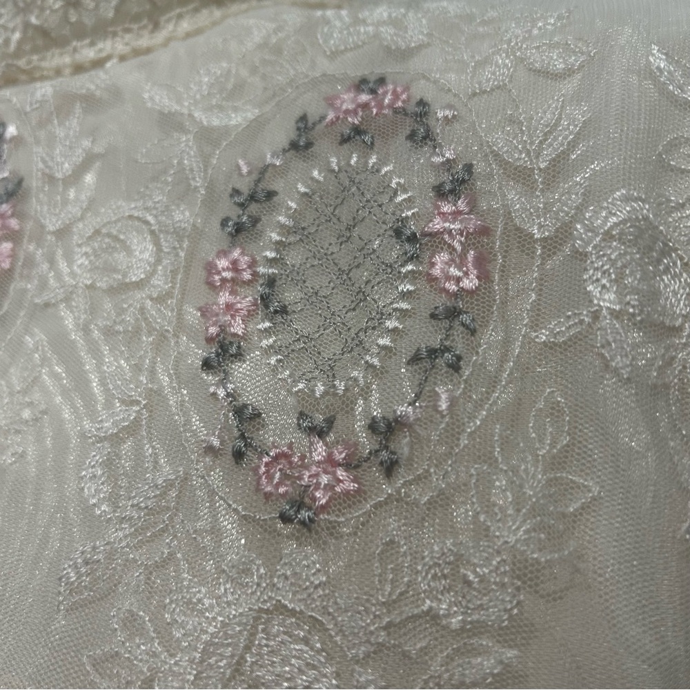 Vintage Victorian style midi dress womens size medium Cream Lacey renaissance - Picture 8 of 15